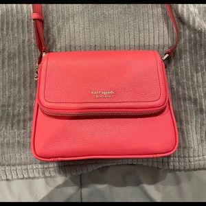 Beautiful Coral Kate Spade crossbody